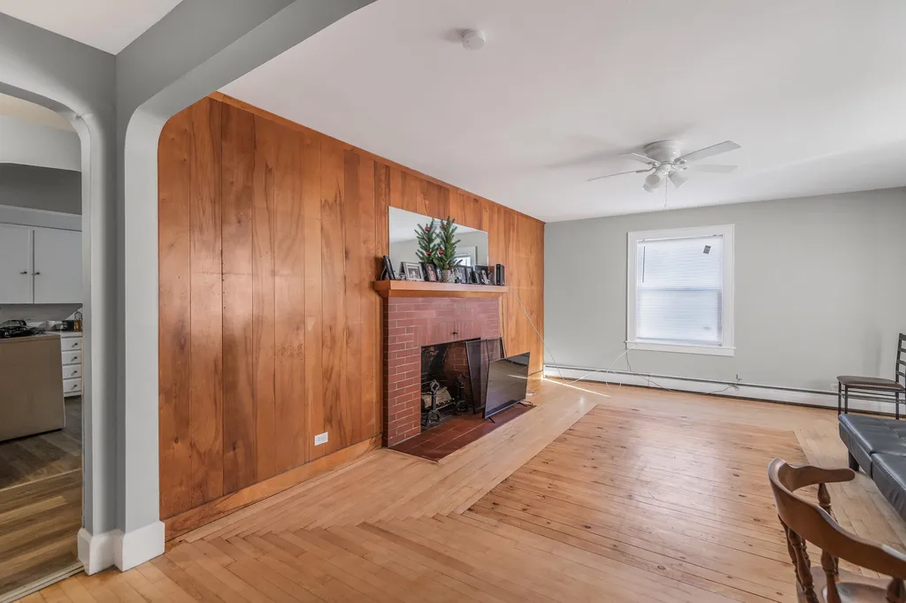 107 Varney Street Manchester NH 03102