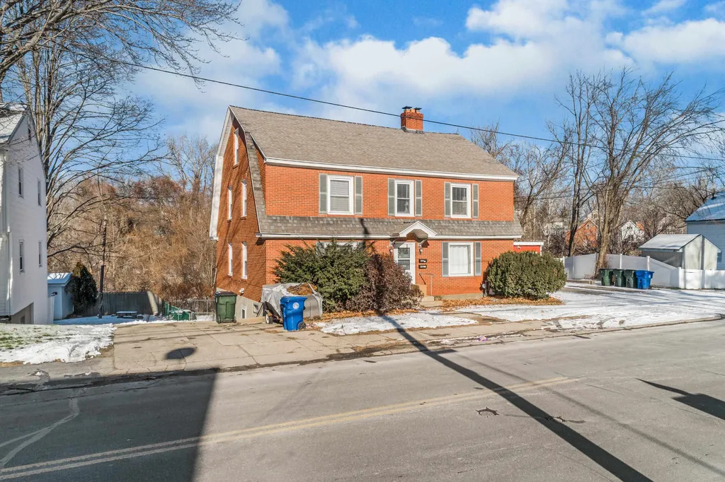 107 Varney Street Manchester NH 03102