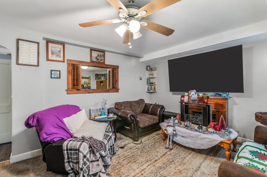 107 Varney Street Manchester NH 03102