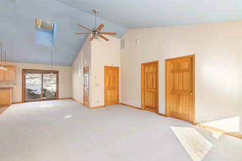 112 Brets Road Brattleboro VT 05301