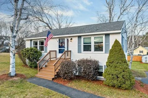 94 Warren Street Laconia NH 03246