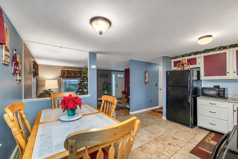 94 Warren Street Laconia NH 03246