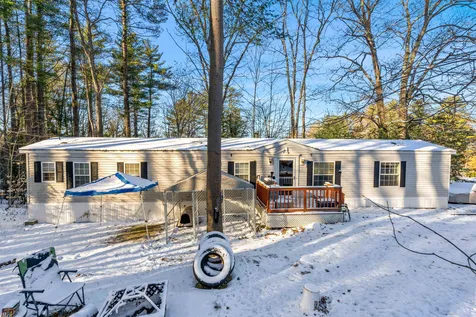 21 Sullivan Drive Allenstown NH 03275