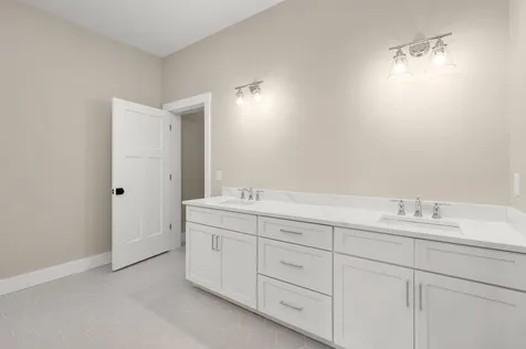1332 Union Avenue Laconia NH 03246
