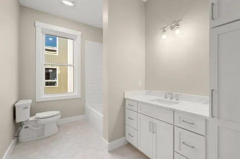 1332 Union Avenue Laconia NH 03246