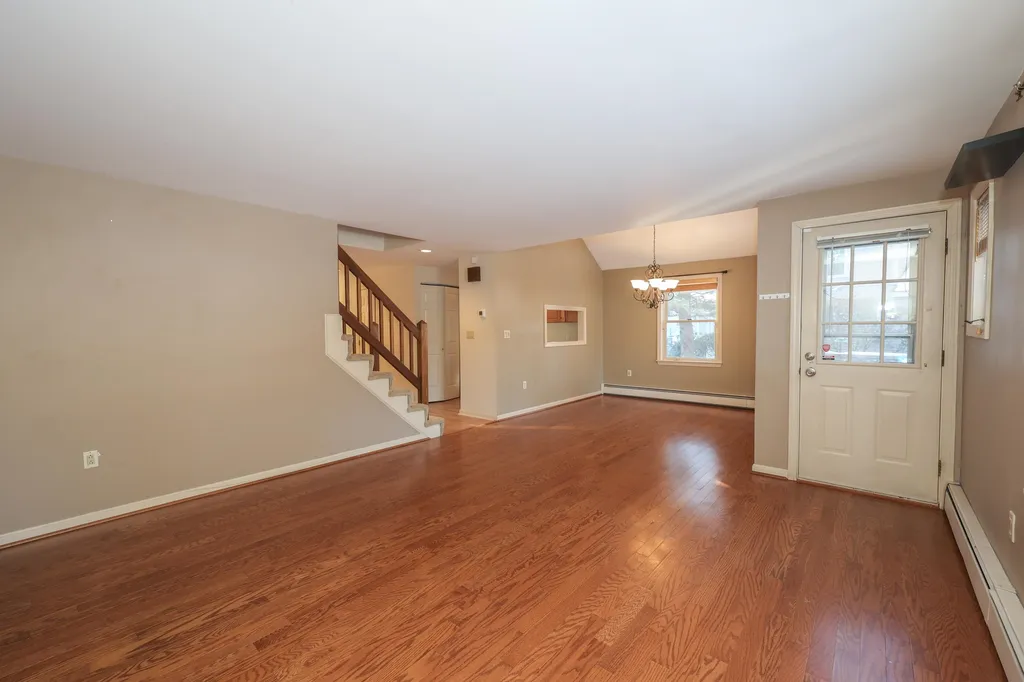 2 Wedgewood Circle Hooksett NH 03106