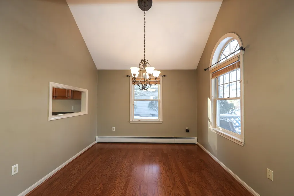 2 Wedgewood Circle Hooksett NH 03106