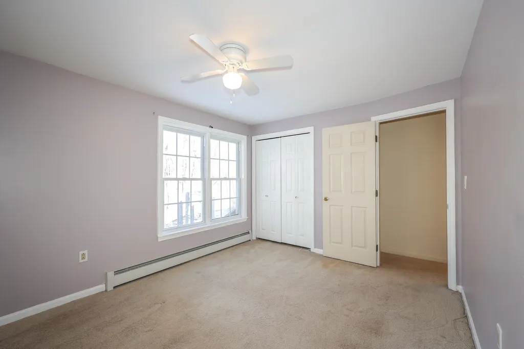 2 Wedgewood Circle Hooksett NH 03106