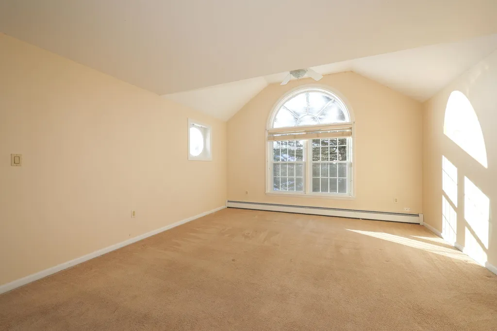 2 Wedgewood Circle Hooksett NH 03106