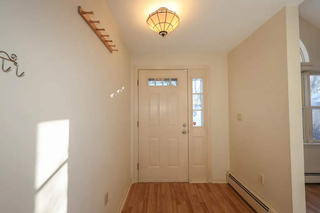 2 Wedgewood Circle Hooksett NH 03106