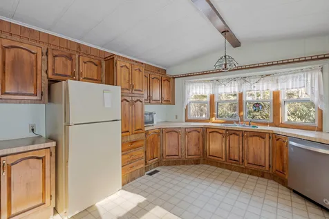 303 Old Lakeshore Road Gilford NH 03249