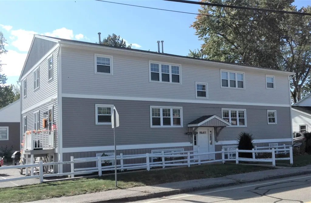 160 Ledge Street Nashua NH 03060