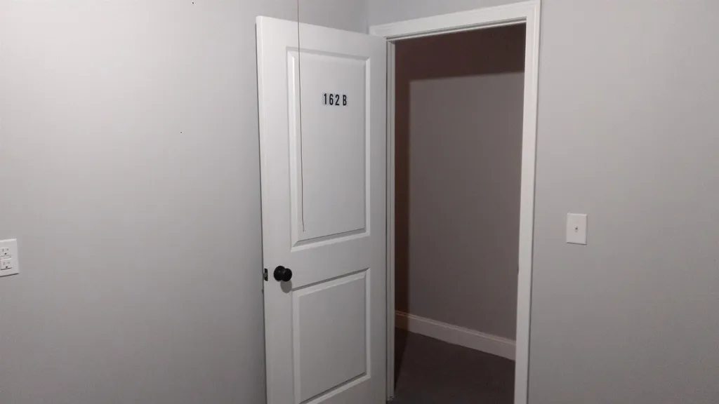 160 Ledge Street Nashua NH 03060