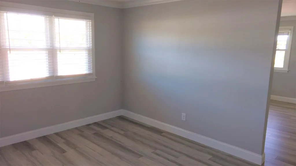 160 Ledge Street Nashua NH 03060