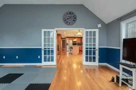 35 Sycamore Street Pelham NH 03076