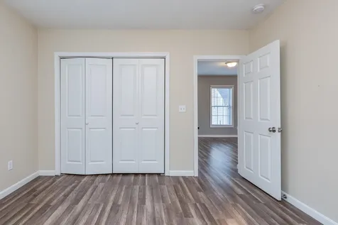 35 Sycamore Street Pelham NH 03076