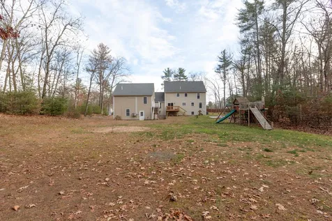 35 Sycamore Street Pelham NH 03076