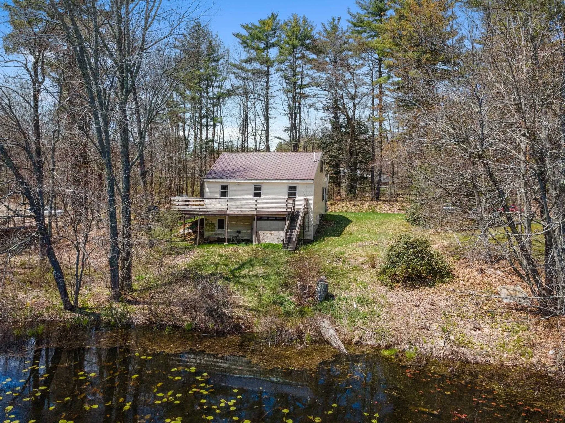 13 Hammond Road Deerfield NH 03037