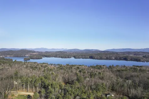 35 Village Drive Meredith NH 03253