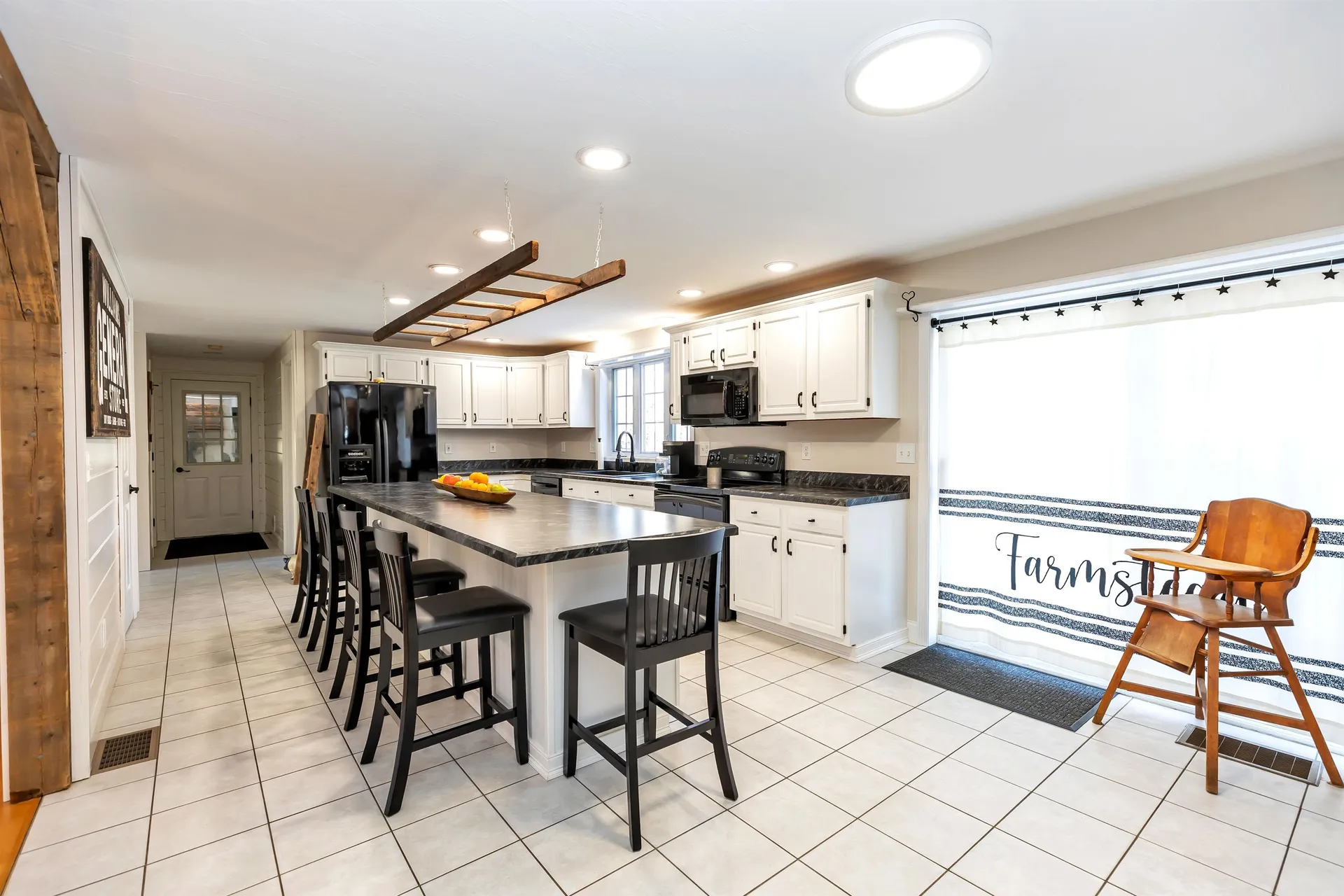 14 Laurel Road Hooksett NH 03106