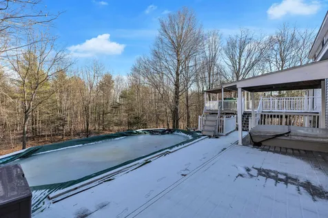 14 Laurel Road Hooksett NH 03106