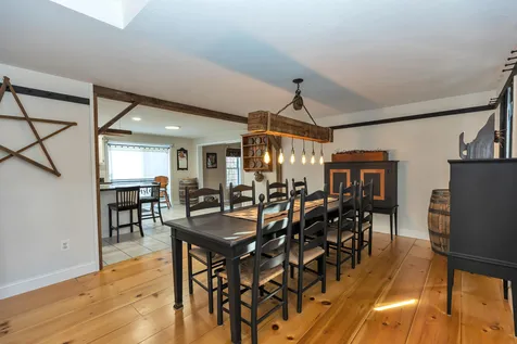 14 Laurel Road Hooksett NH 03106
