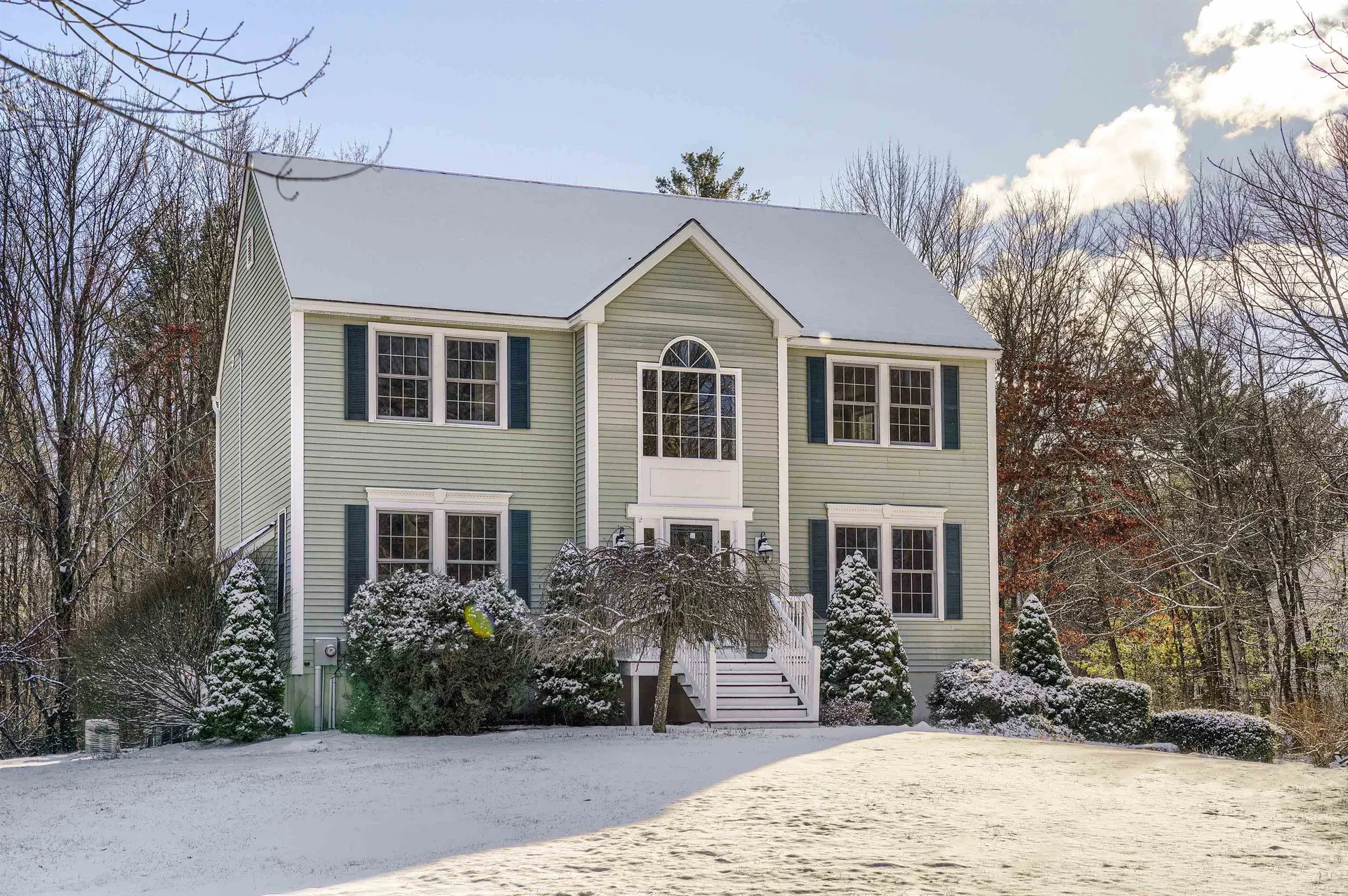 1 Chase Brook Drive Londonderry NH 03053