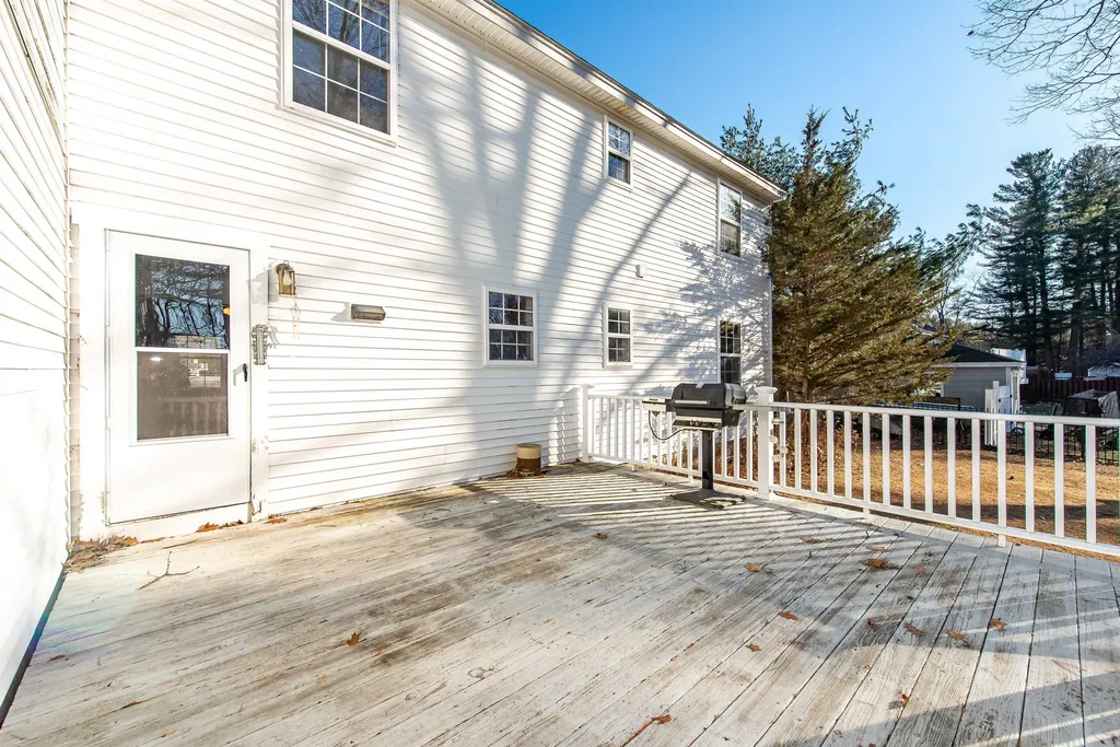 209 Dover Point Road Dover NH 03820