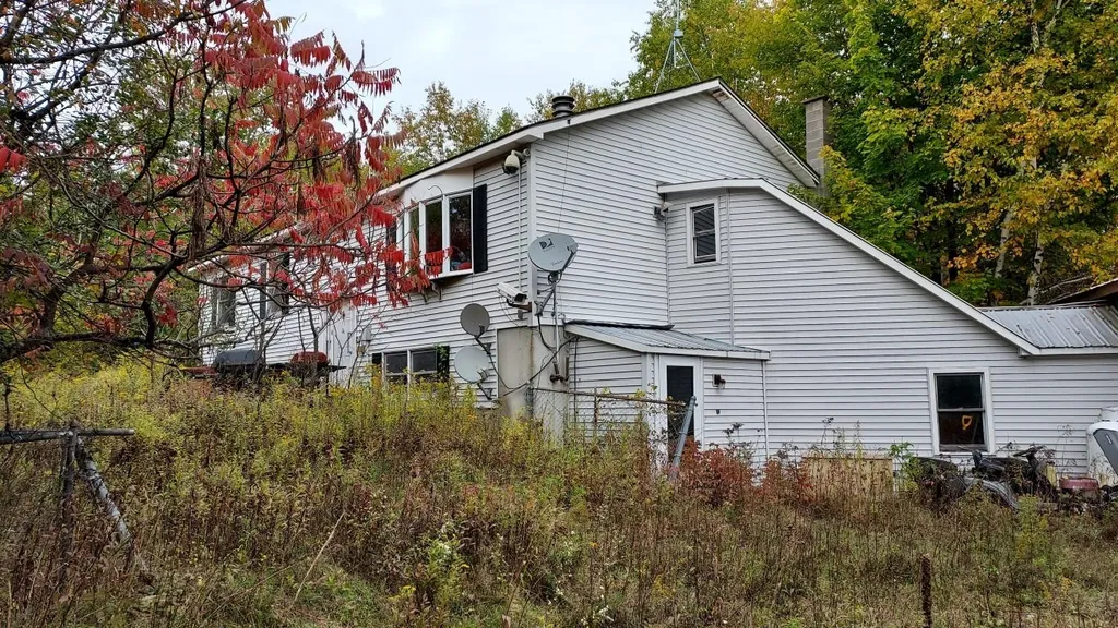 122 Old Chesterfield Road Chesterfield NH 03462