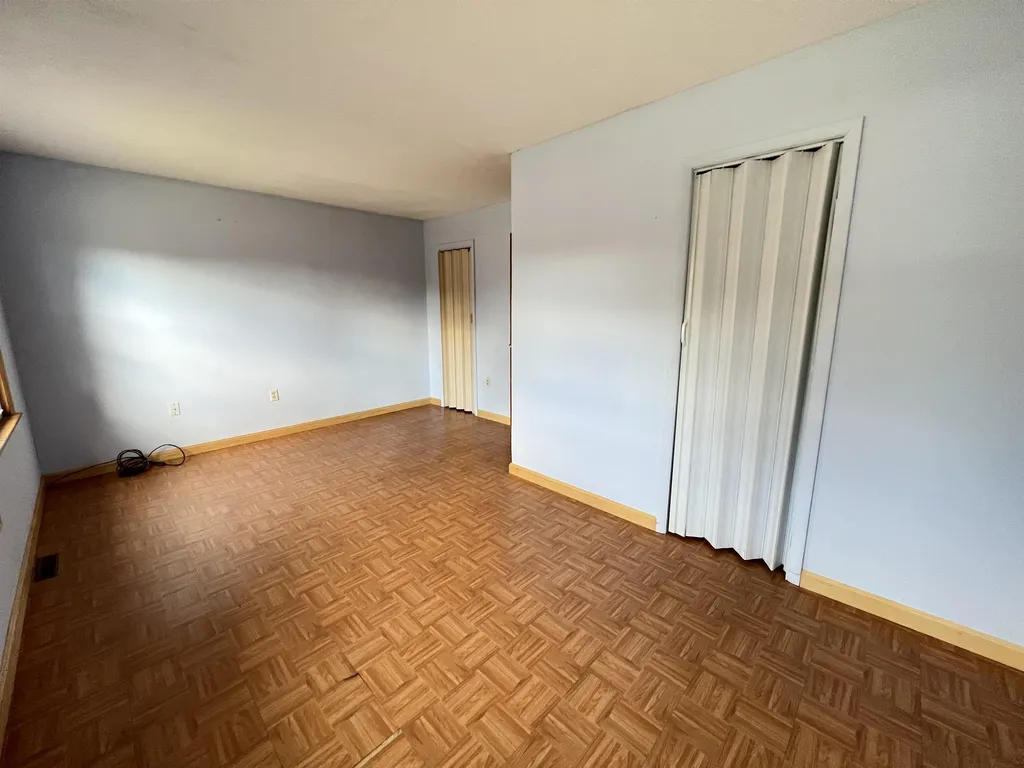 157 Kennedy Drive Keene NH 03431