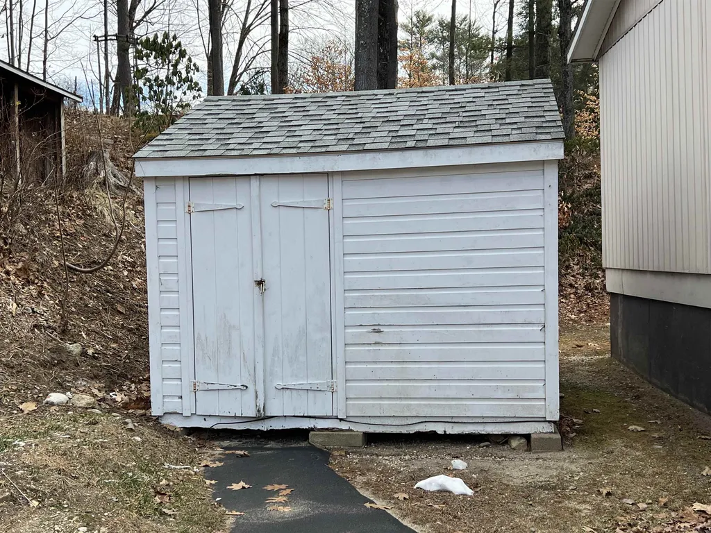 157 Kennedy Drive Keene NH 03431