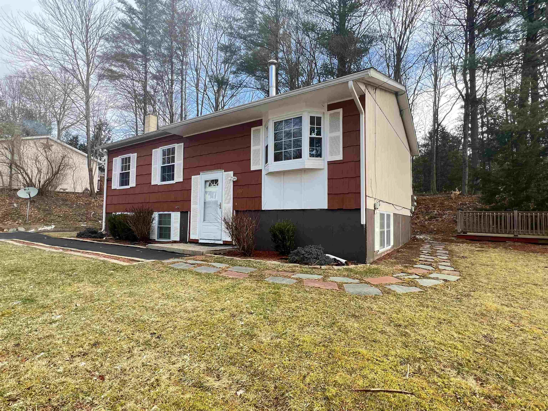 157 Kennedy Drive Keene NH 03431