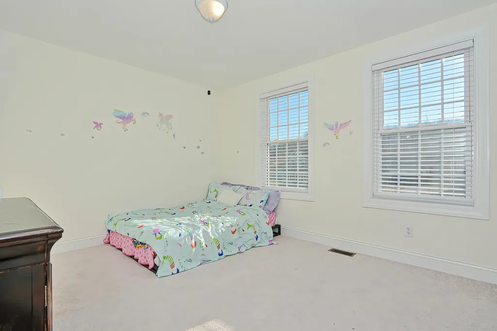 2 Sophie Circle Hooksett NH 03106