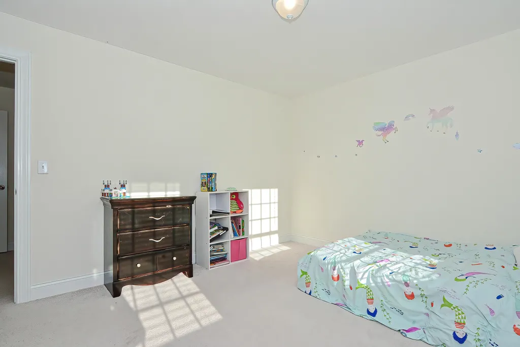 2 Sophie Circle Hooksett NH 03106
