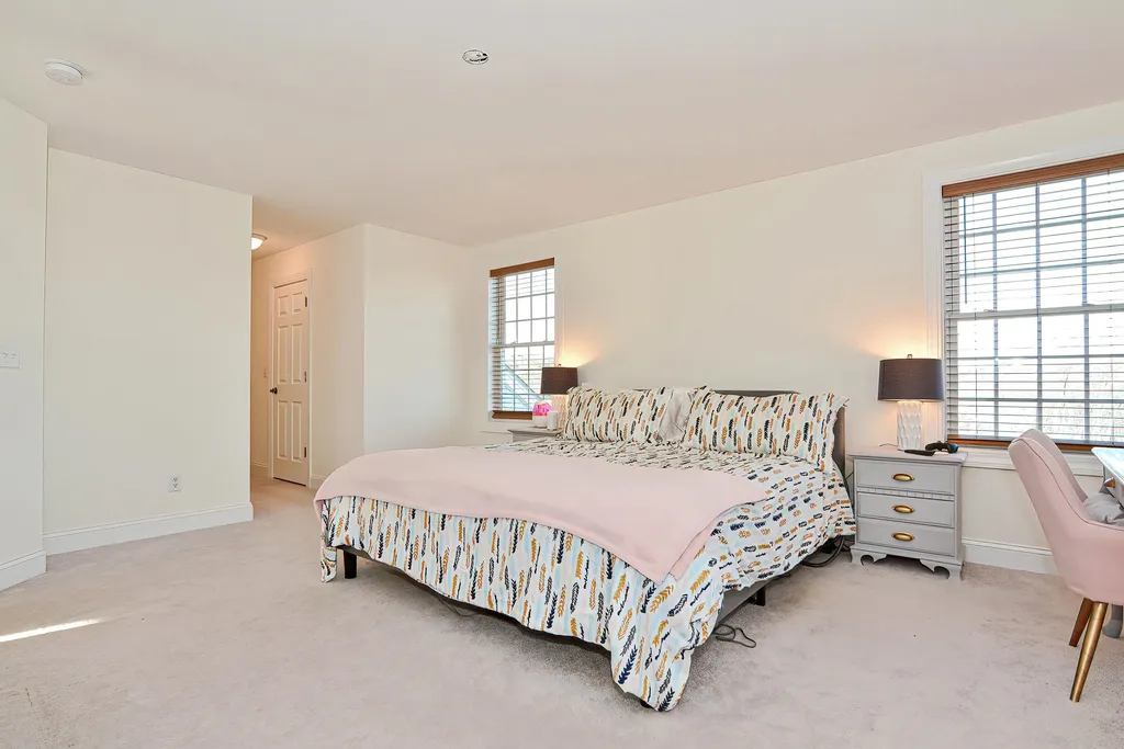 2 Sophie Circle Hooksett NH 03106