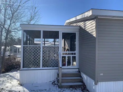22 Riverview Drive Rochester NH 03867
