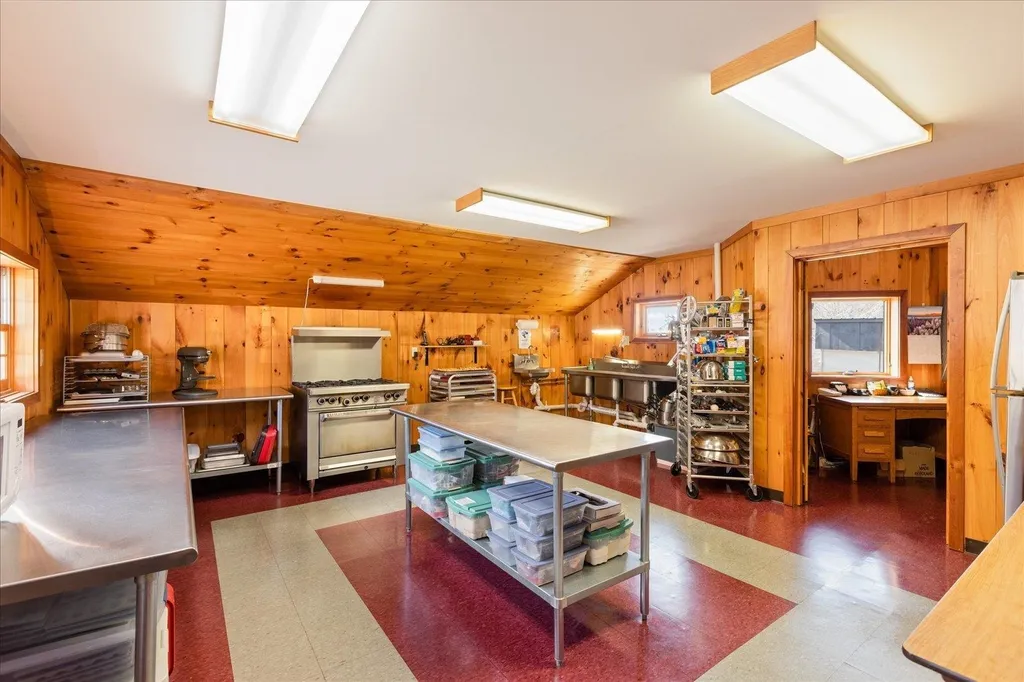 1596 Main Street Dublin NH 03444