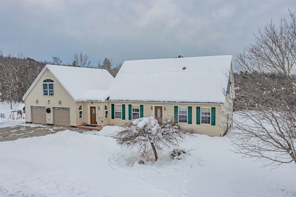 28 Hutchins Circle Barre Town VT 05641