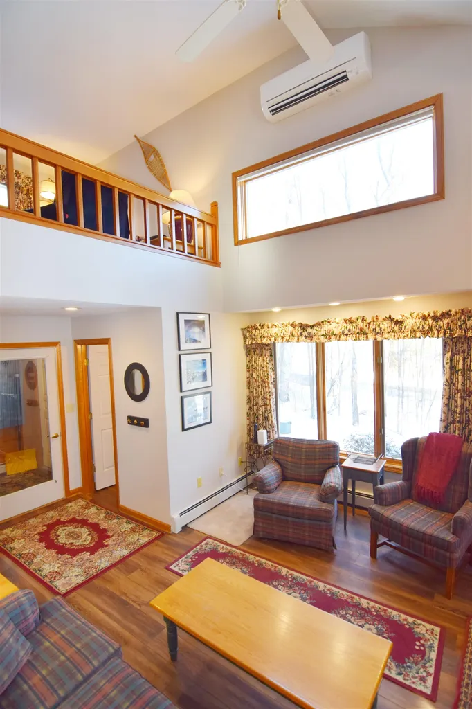 17 Pinehills Lane Lincoln NH 03251