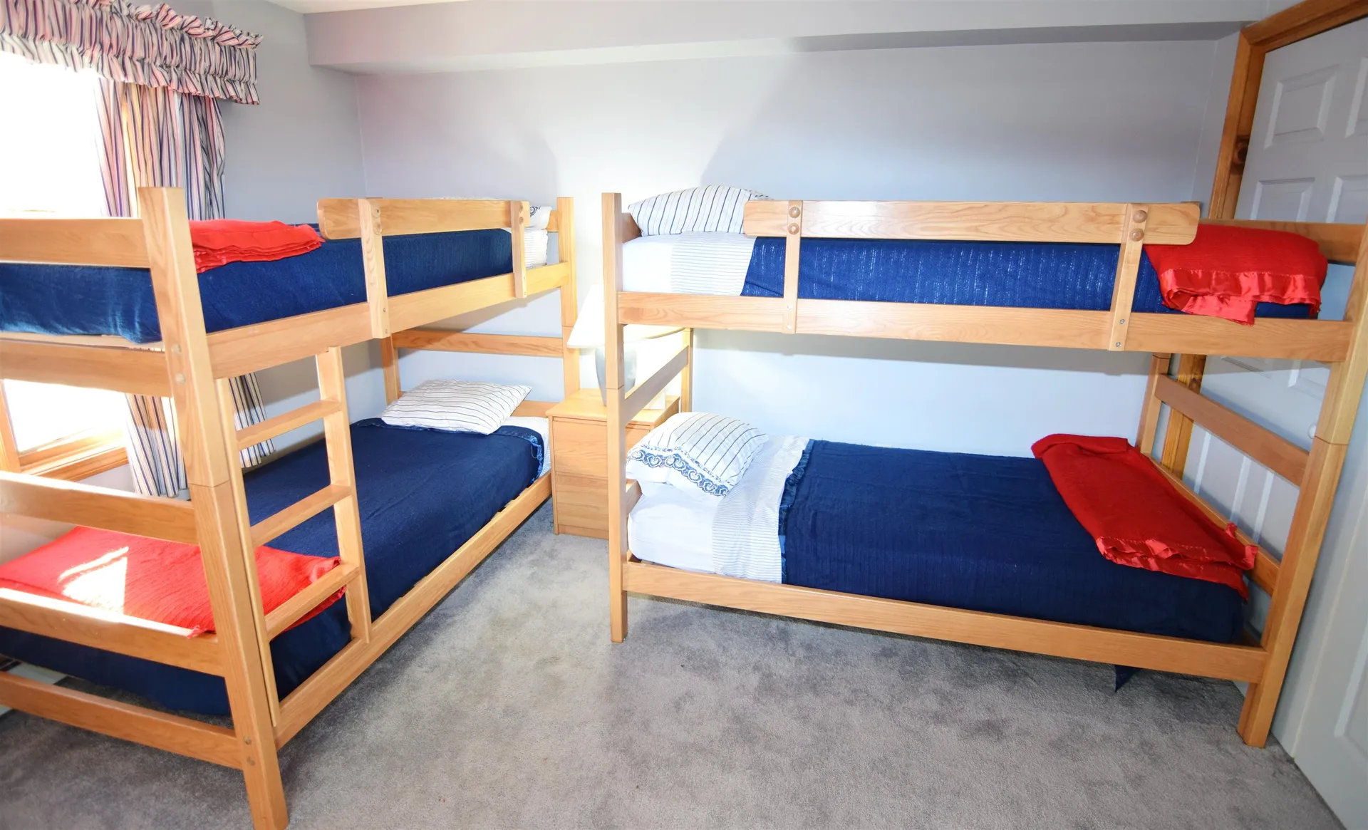 17 Pinehills Lane Lincoln NH 03251