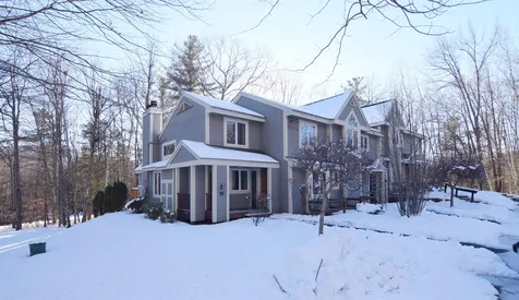 17 Pinehills Lane Lincoln NH 03251