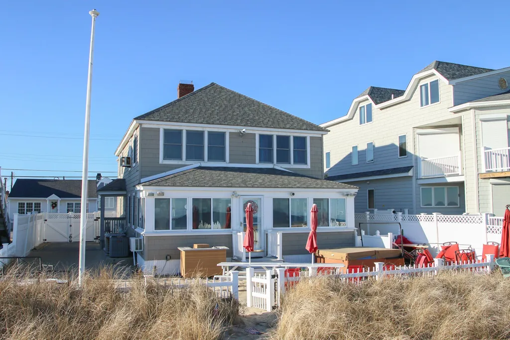 87 Ocean Drive Seabrook NH 03874