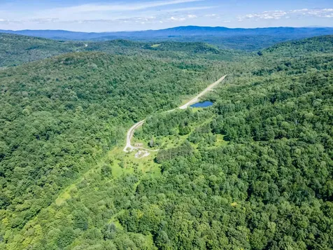 90 Snow Valley Road Winhall VT 05340