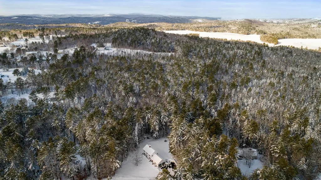195 Pine Hill Road New London NH 03257
