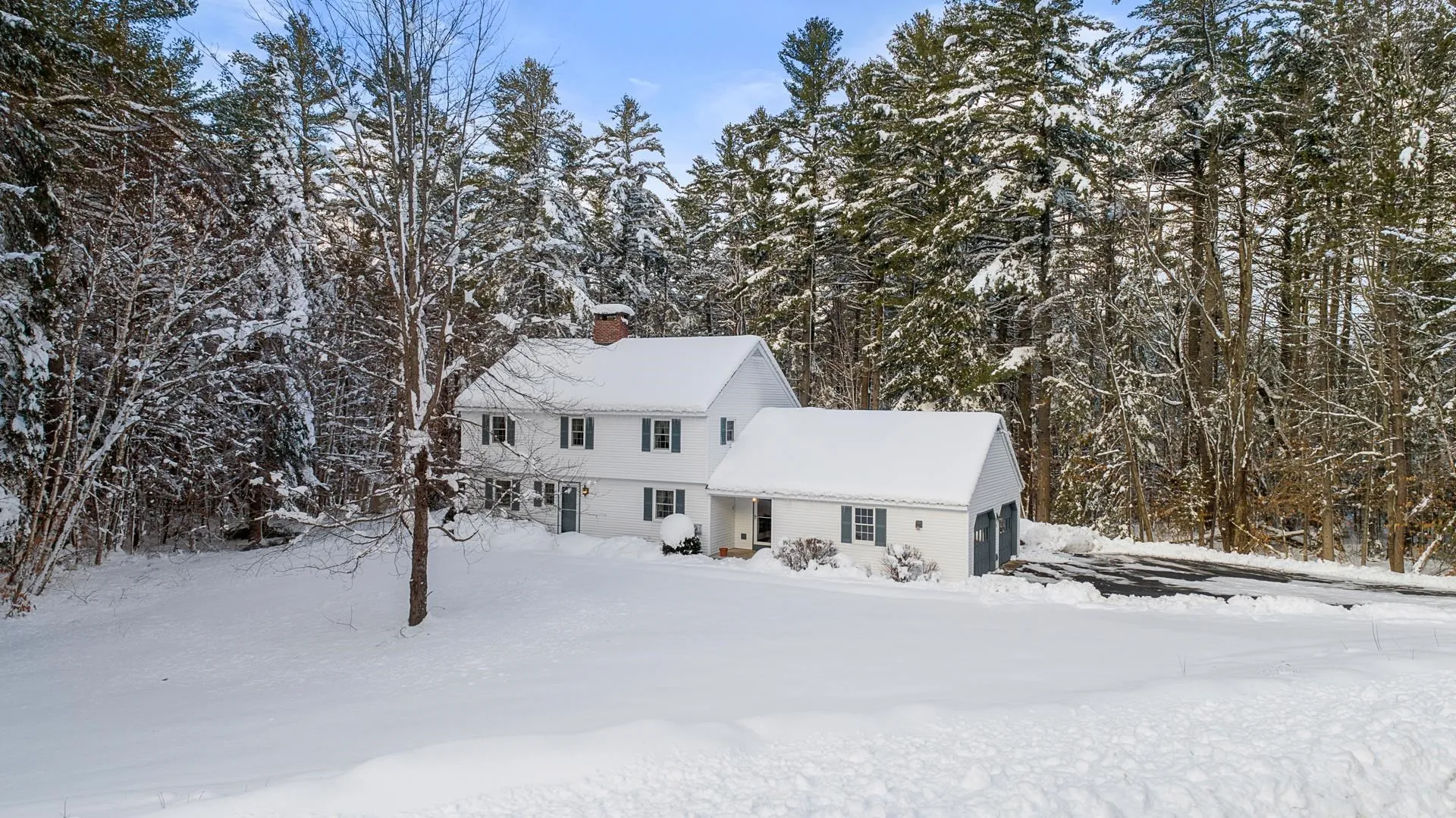 195 Pine Hill Road New London NH 03257