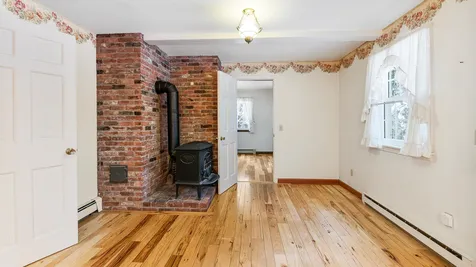 195 Pine Hill Road New London NH 03257