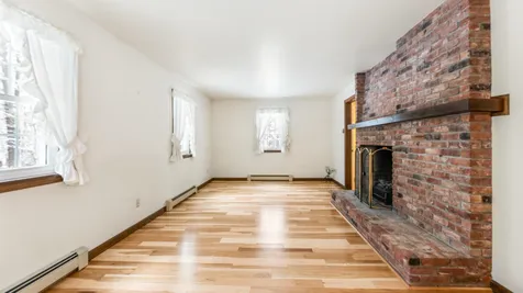 195 Pine Hill Road New London NH 03257