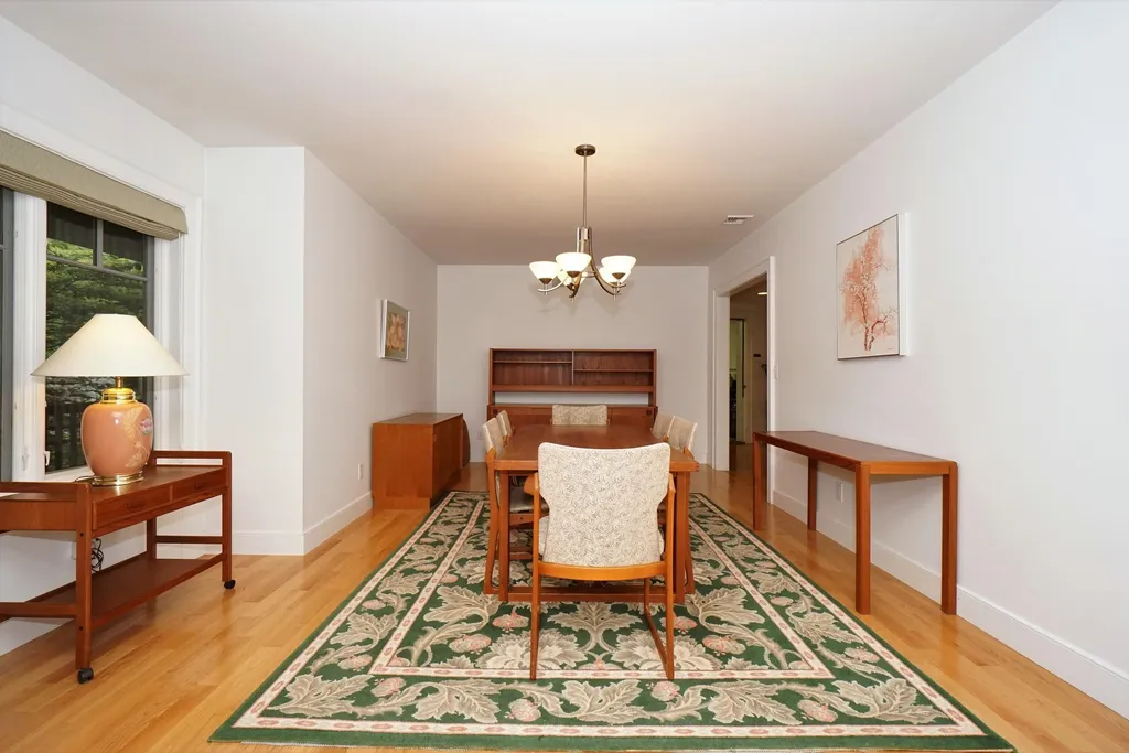 27 Putney Road Dunbarton NH 03046