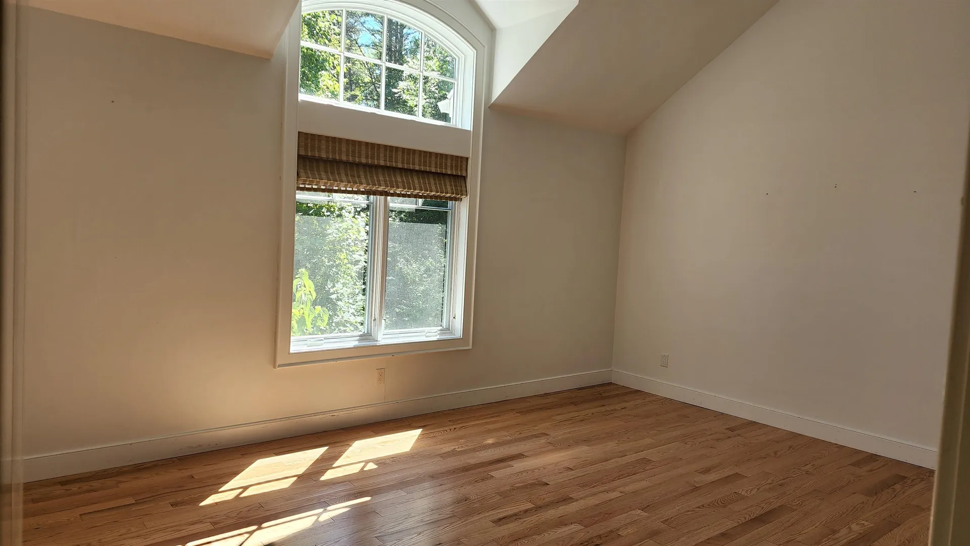 27 Putney Road Dunbarton NH 03046