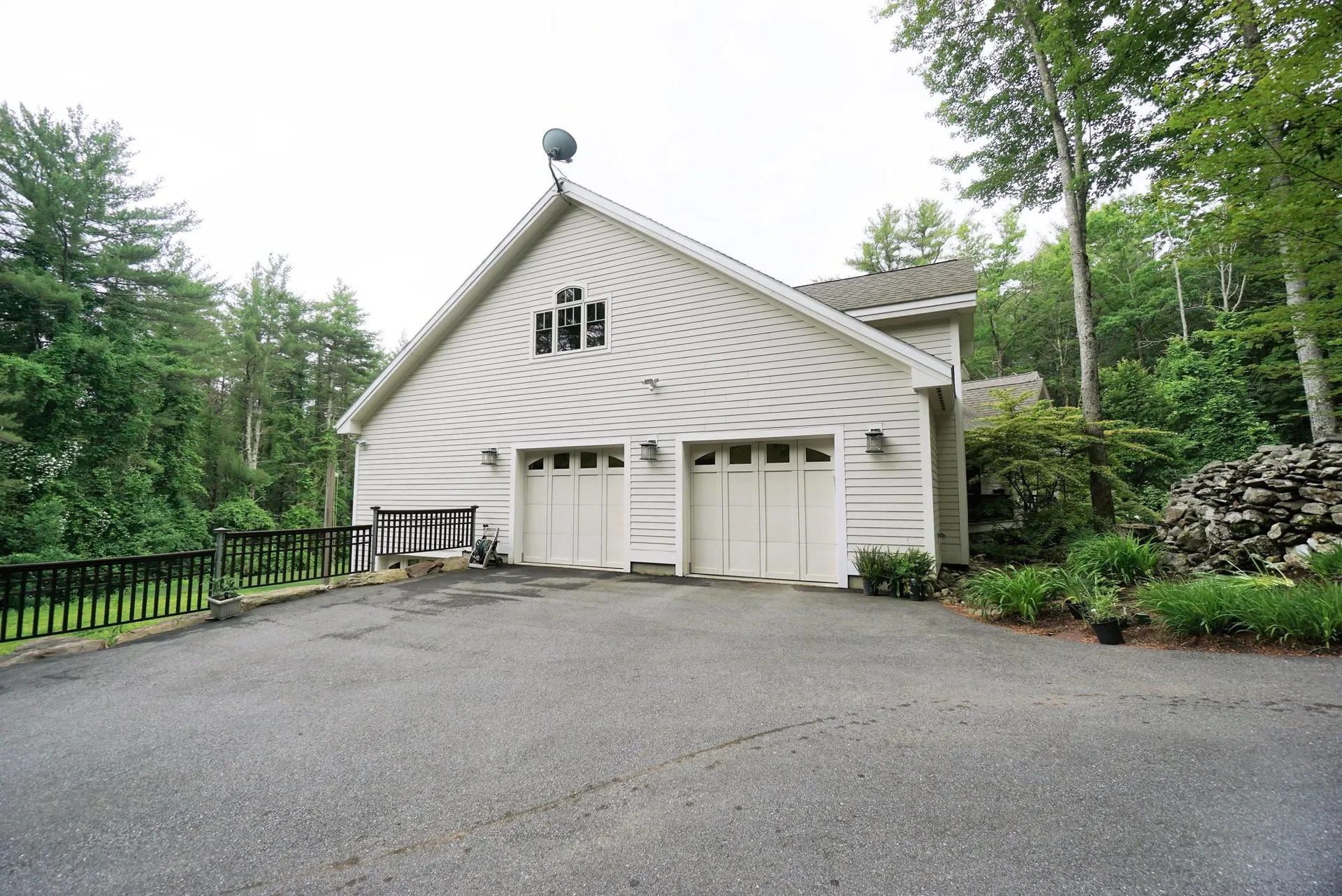 27 Putney Road Dunbarton NH 03046